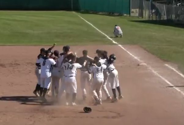 Les Lions de Savigny au Top