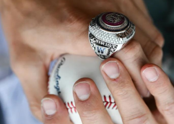 La bague — une histoire de gloire et de mémoire