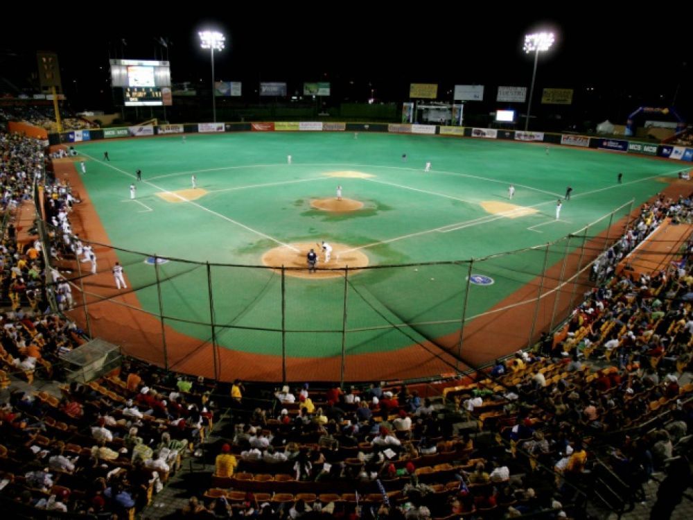 D1: les finalistes – D2: les Pirates champions.